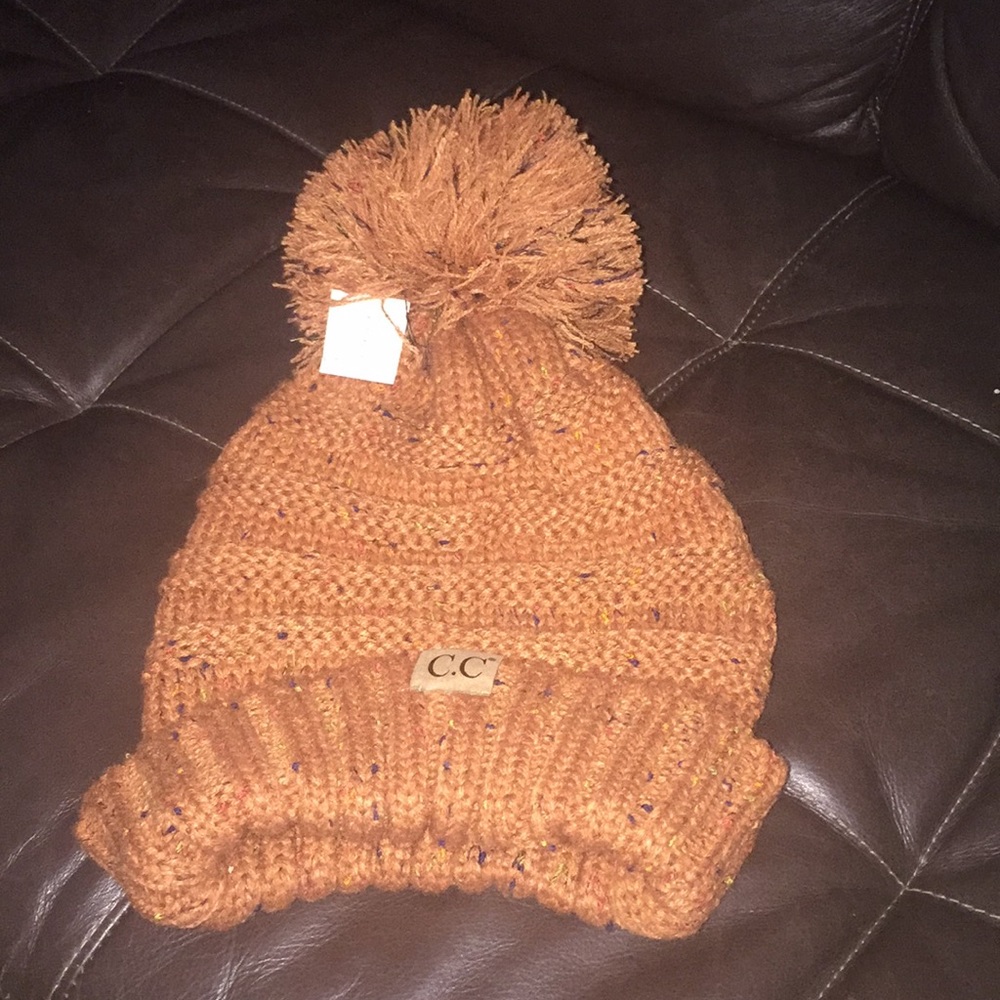 Lou Lou Oversized Rusty Orange Pom Hat